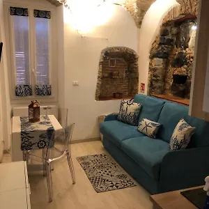 casa-severina.hotelitalianriviera.com/